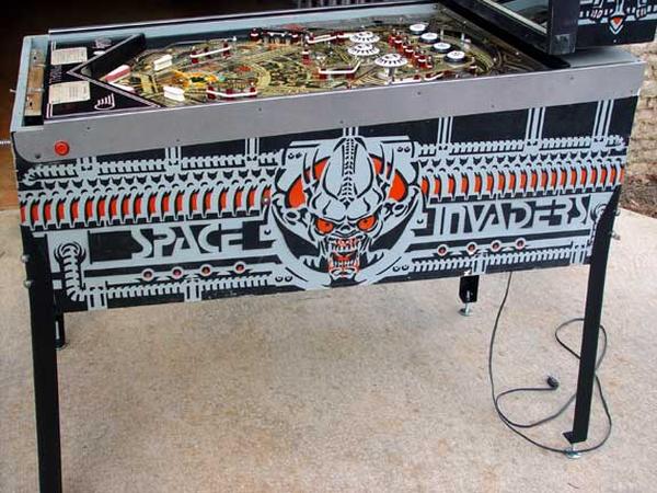 Space Invaders Free Ship Pinball Machine 1980 Bally